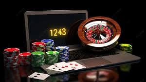 mmkjlvip Mobile APP ဖြင့် Slot Game ကစားနေသော မြင်ကွင်း